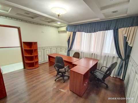 комерційна за адресою Обсерваторний пров., 2/4