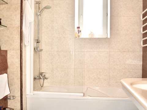 квартира за адресою Андрія Аболмасова вул. (Панельна), 5