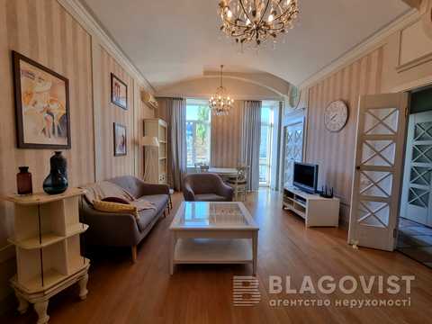 квартира по адресу Андреевский спуск, 3