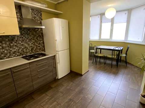 квартира по адресу Леси Украинки ул., 28