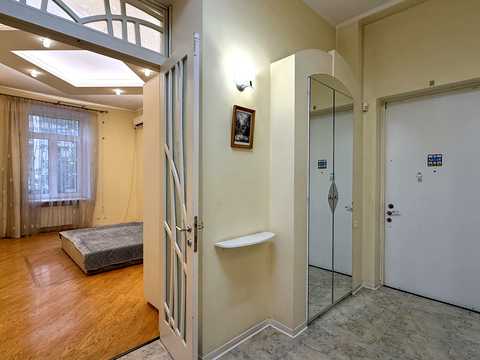 квартира за адресою Французький бульв., 11а