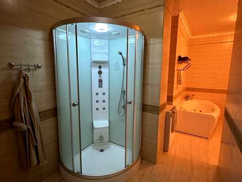 квартира за адресою Івана Франка вул., 137