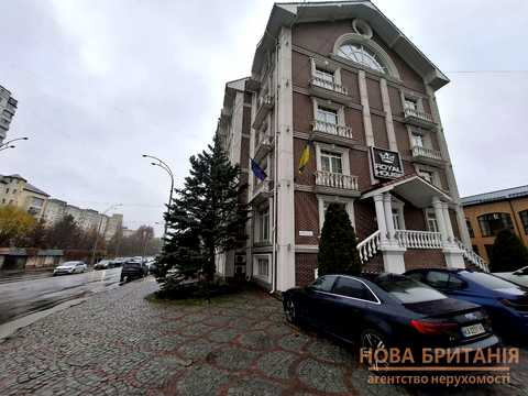 комерційна за адресою Григорія Гуляницького вул. (Московська), 44/1
