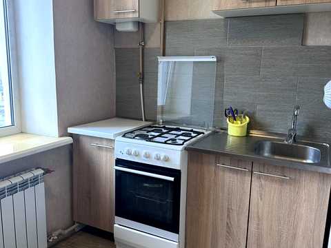 квартира за адресою Добробатів вул. (Іларіонівська), 3