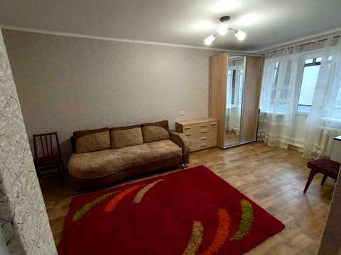 квартира за адресою Богдана Хмельницького просп. (Героїв Сталінграда), 8б