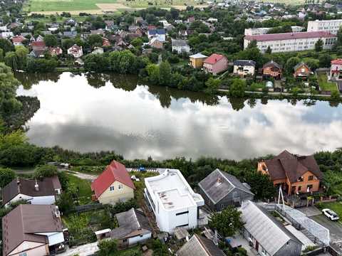 будинок за адресою Степана Кривенького