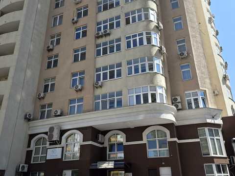 коммерческая по адресу Драгоманова ул., 40-Ж