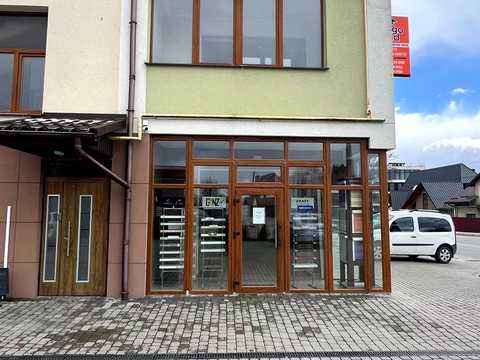 комерційна за адресою Глинська вул., 2