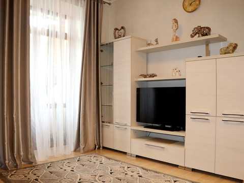 квартира за адресою Шовковична вул., 13/2