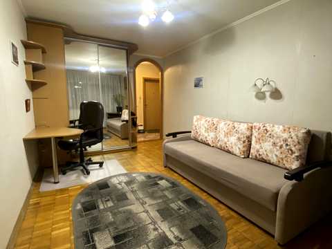 квартира за адресою Андрія Малишка вул., 15