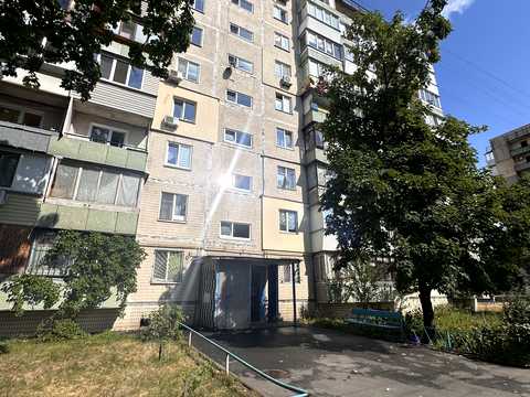 квартира за адресою Героїв полку "Азов" вул. (Маршала Малиновського), 32-Б