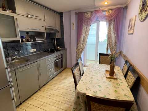 квартира за адресою Металургів вул., 32
