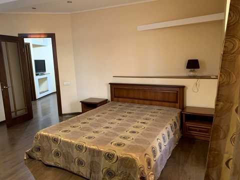 квартира за адресою Саперно-Слобідська вул., 22