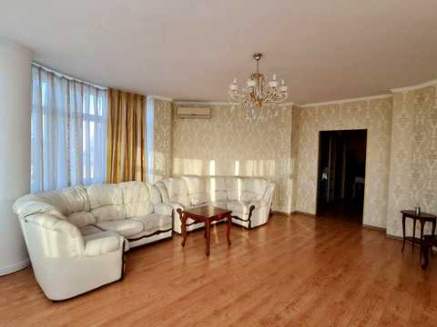 квартира за адресою Дмитрівська вул., 75