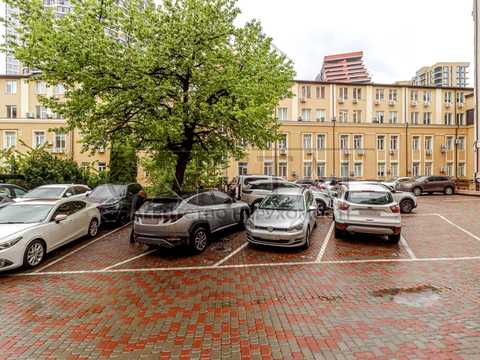 комерційна за адресою Глибочицька вул., 40
