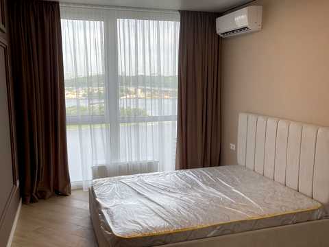 квартира за адресою Дніпровська набережна вул., 15-К