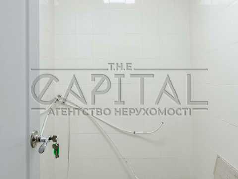 комерційна за адресою Саксаганського вул., 112-А