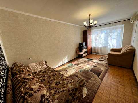 квартира по адресу Романа Кармена ул. (Романа Кармена), 8