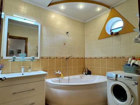 будинок за адресою Оросвигівського, 2а