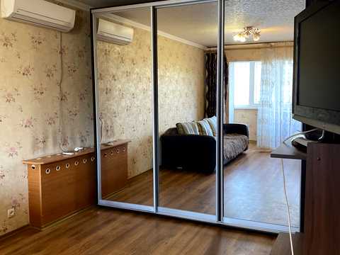 квартира по адресу Юрия Кондратюка ул. (Комунарівська), 24