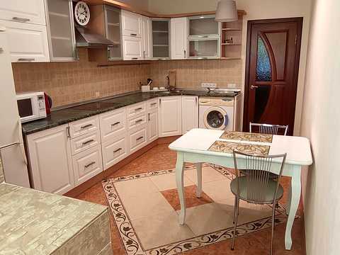 квартира за адресою Михайла Котельникова вул., 1