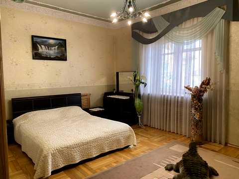 будинок за адресою Академіка Вернадського вул.