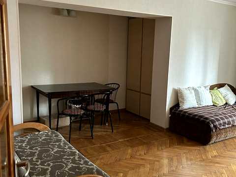 квартира за адресою Новосельського вул., 5