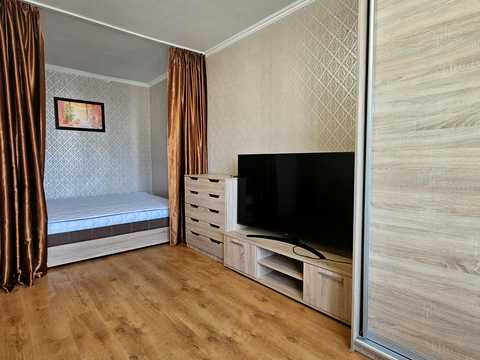 квартира за адресою Прикордонника Лазаренка вул., 8/1
