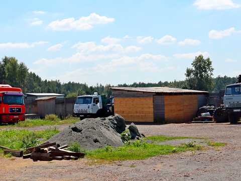 коммерческая по адресу Кібенка, 11а