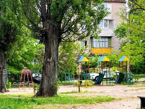 квартира за адресою 20-річчя Перемоги вул. (Кирила Осьмака), 3