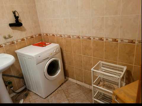 квартира по адресу Драгоманова ул., 1-Є