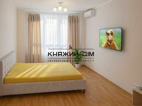 квартира по адресу Академика Глушкова просп., 9-В