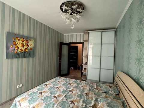 квартира за адресою Регенераторна вул., 4 к4