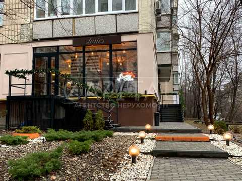 коммерческая по адресу Андрея Верхогляда ул. (Михайла Драгомирова), 6-Б