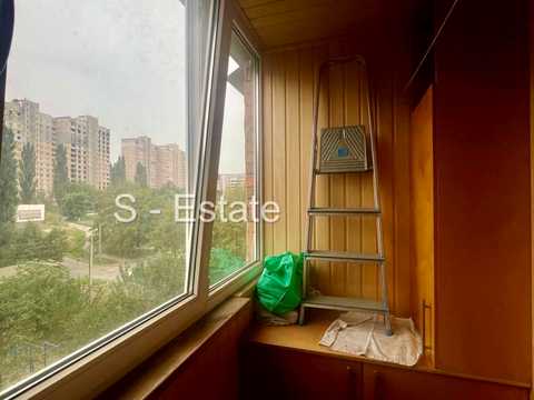 квартира по адресу Метростроителей ул., 40