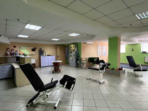 комерційна за адресою Василіянок вул., 62