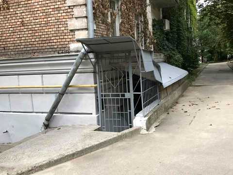 коммерческая по адресу Гарматная ул., 18