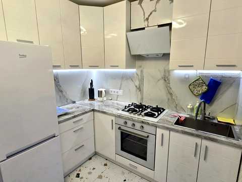 квартира за адресою Євгена Чикаленка вул., 68а