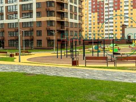 квартира по адресу Олександра Олеся ул., 4в