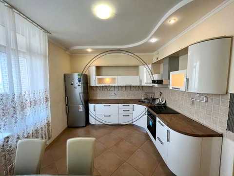 квартира за адресою Олени Пчілки вул., 2