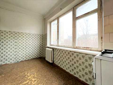квартира за адресою Космічна вул., 12