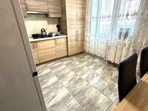 квартира за адресою Куликівська вул., 98