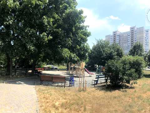 квартира за адресою Академіка Єфремова вул. (Командарма Уборевича), 18