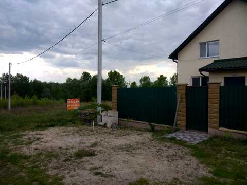 ділянка за адресою героїв України