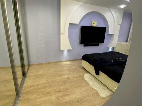 квартира за адресою Героїв полку "Азов" вул. (Маршала Малиновського), 8