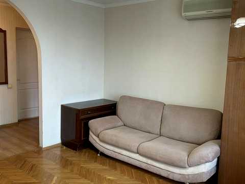квартира за адресою Малокитаївська вул., 7