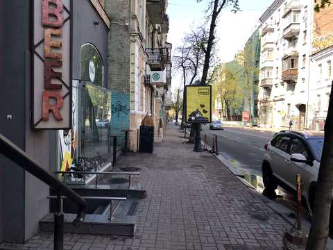 коммерческая по адресу Большая Житомирская ул., 27