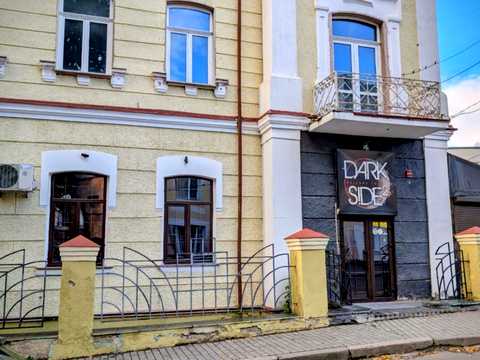 коммерческая по адресу Драгоманова ул., 32