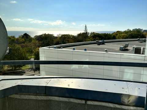 квартира за адресою Літературна вул., 1а