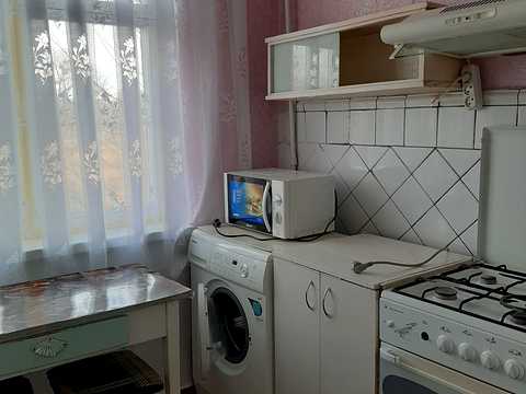 квартира за адресою Богдана Хмельницького бульв., 18